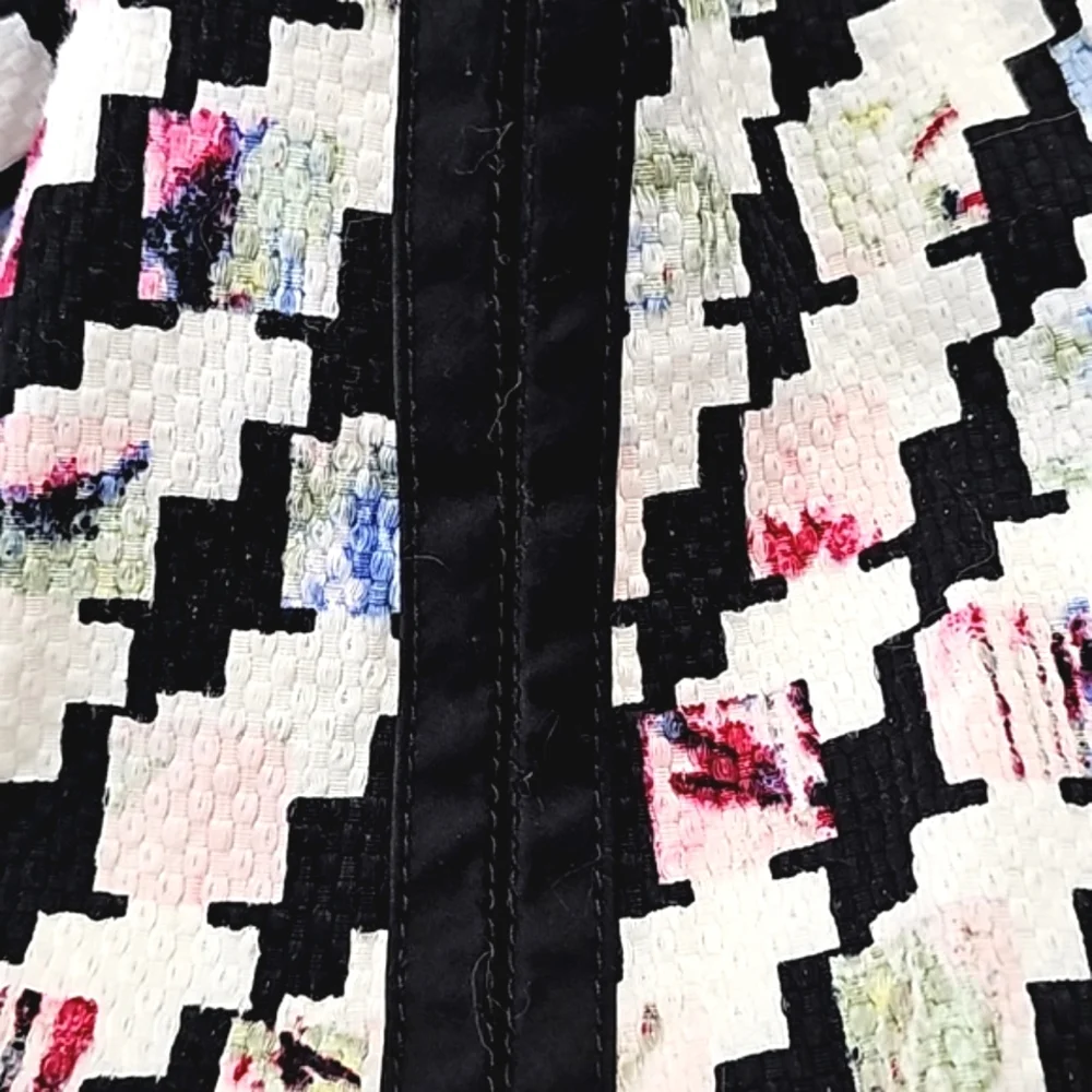 White House Black Market Houndstooth Black/White  Multicolor Pencil Skirt